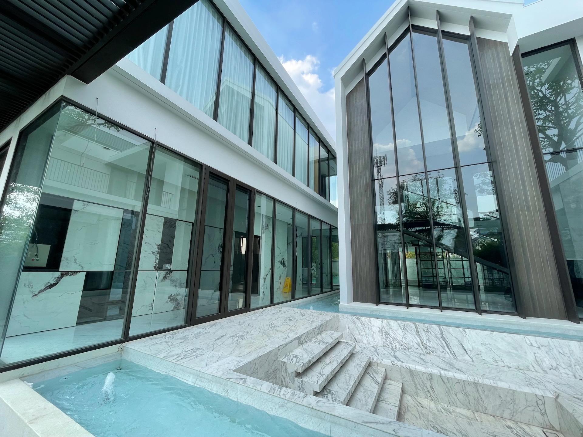 ภาพผลงานบ้านอยู่อาศัย - วิลล่านครินทร์